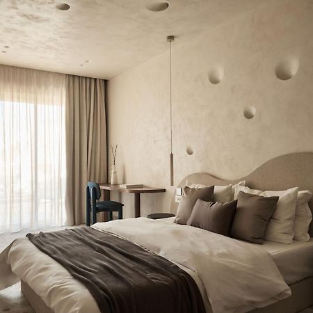 Uzenie All Suites Boutique Resort (Adults Only) Adelianos Kampos Ngoại thất bức ảnh