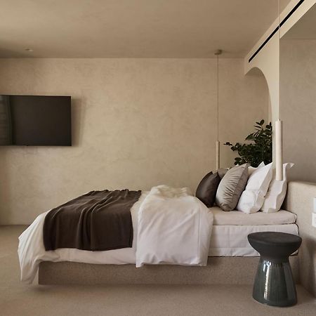 Uzenie All Suites Boutique Resort (Adults Only) Adelianos Kampos Ngoại thất bức ảnh